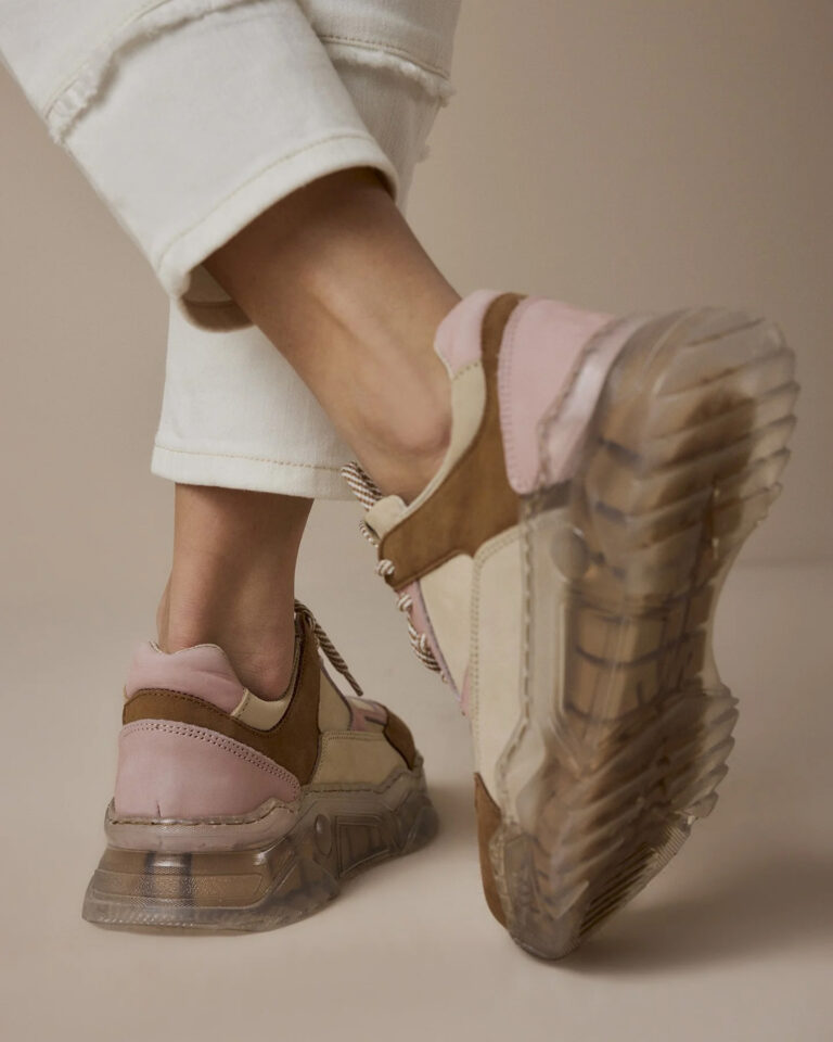 Sneaker-Roze-Summum-1.jpg