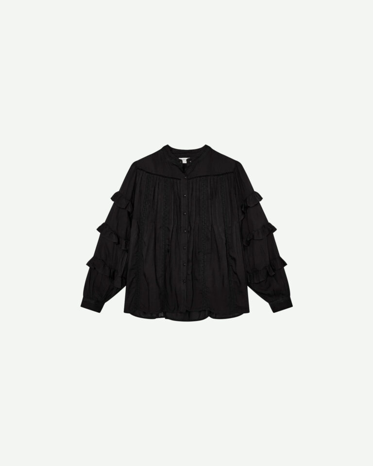 Blouse Noir Maison Hotel tender in the night