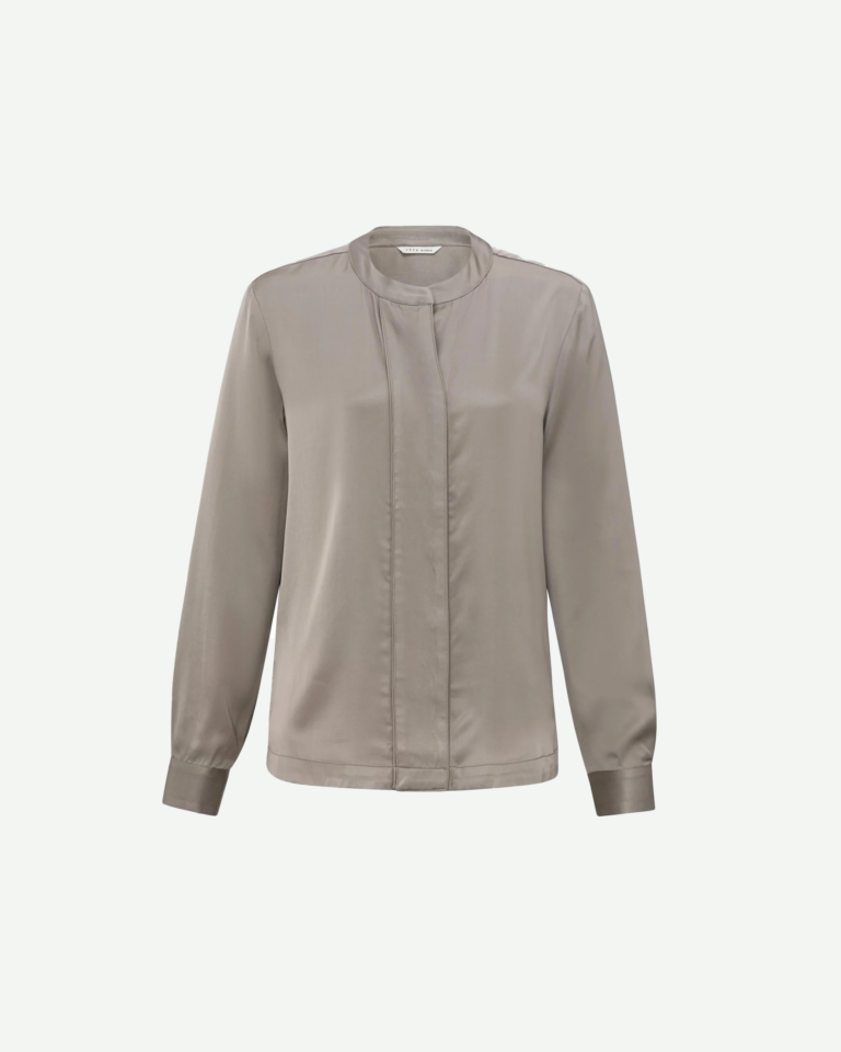 Satijnen blouse met lange mouwen, ronde hals en knopen