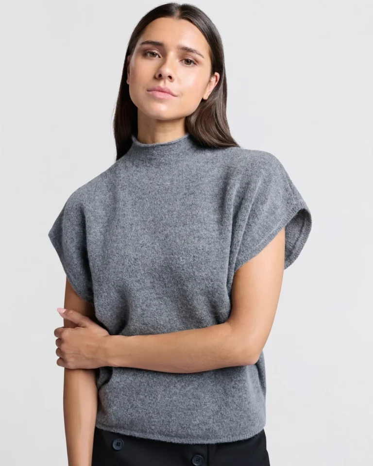 Soft Sleeveless sweater with high neck and loose fit Yaya