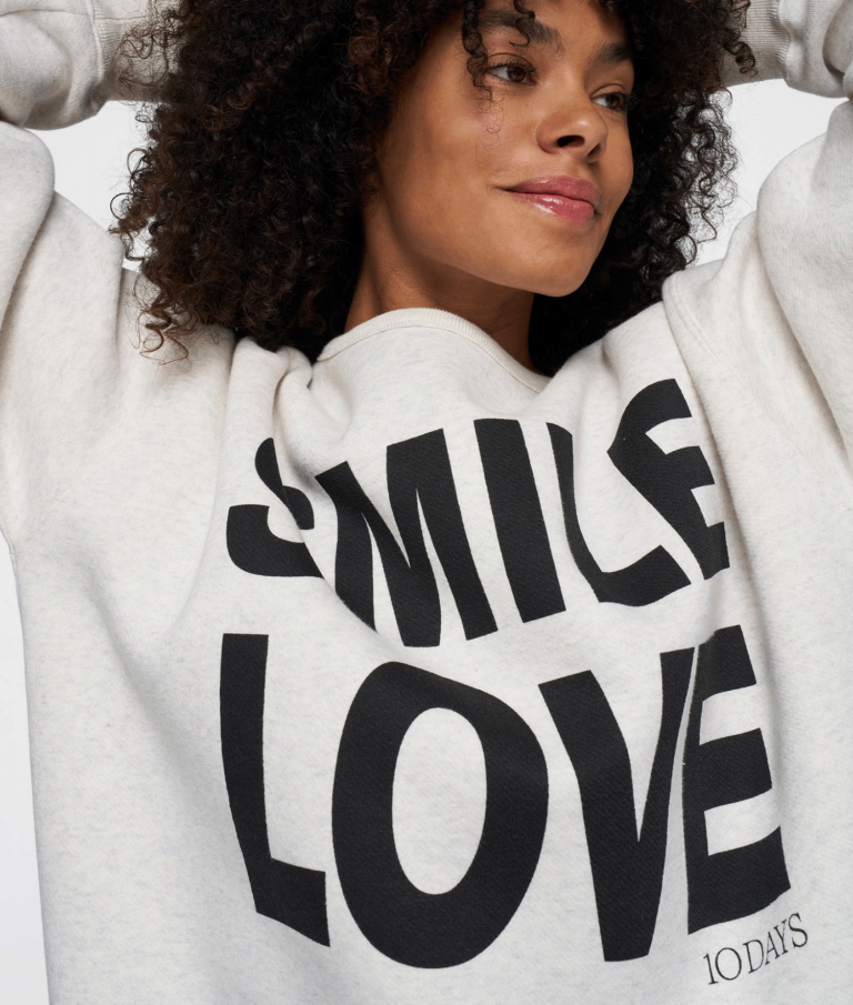 sweater smile love 10DAYS