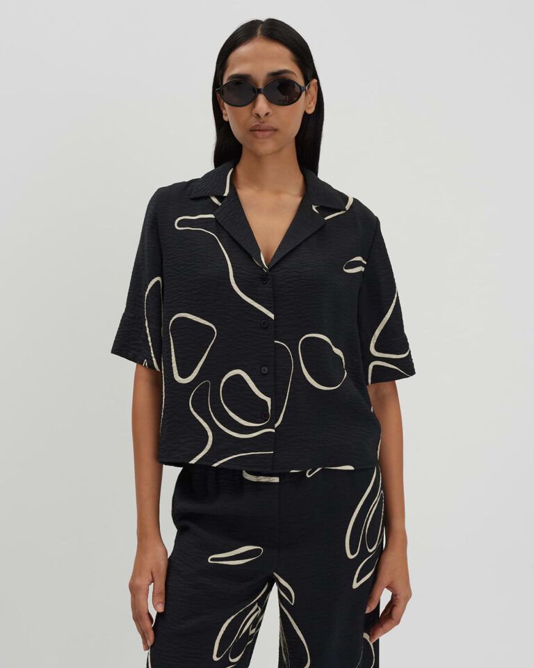 Blouse Zesora Zwart Someday print