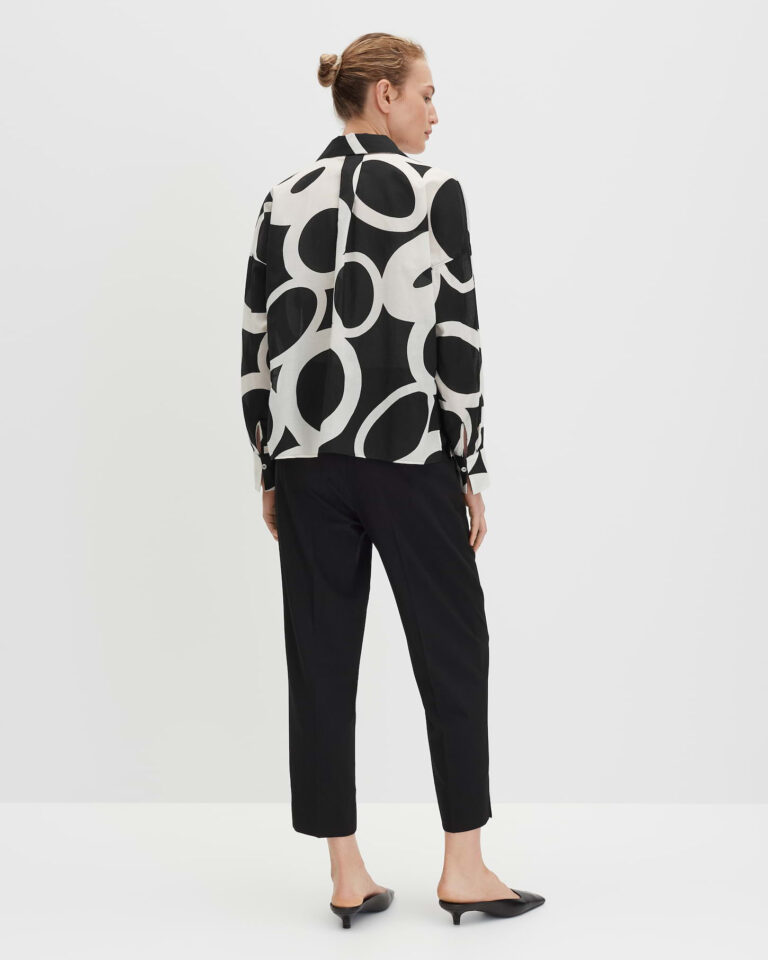 zwart_blouse-met-print_dames_zirveli_someday_achterkant_1