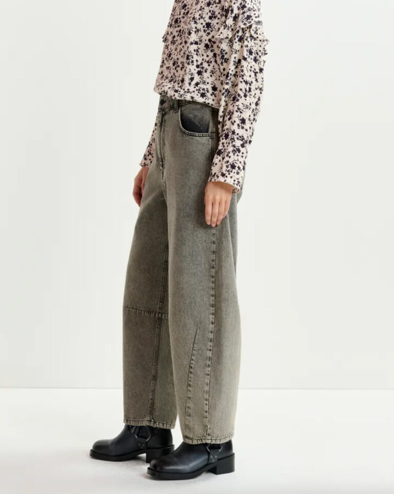 Jeans Impressive Essentiel Antwerp 1