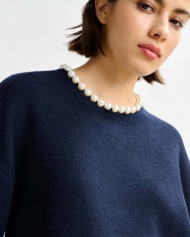 Trui Inti Pearl Essentiel Antwerp 1