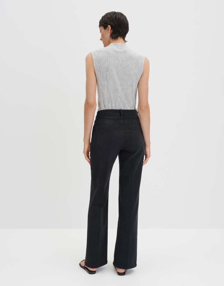 grijs_long-flared-jeans_dames_carie-iconic_someday_achterkant_1