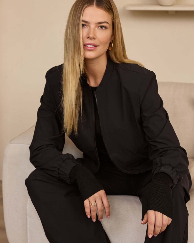 Bomber Jacket Benja Zwart Studio Anneloes