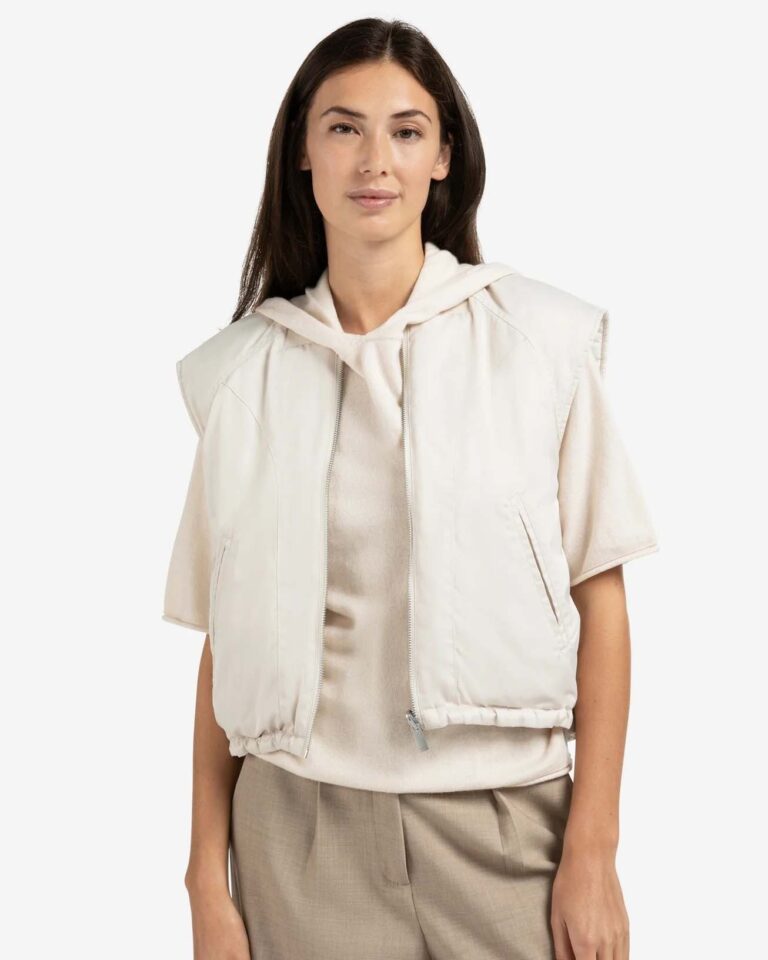 reversible-padded-bodywarmer-with-zip-closure-1_dd242cbc-98bb-46ae-b60c-72f0d261fcc0