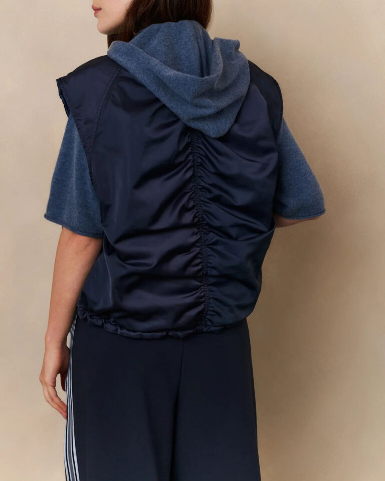 reversible-padded-bodywarmer-with-zip-closure_259e9450-52aa-479a-8635-1ae08e5fd64a