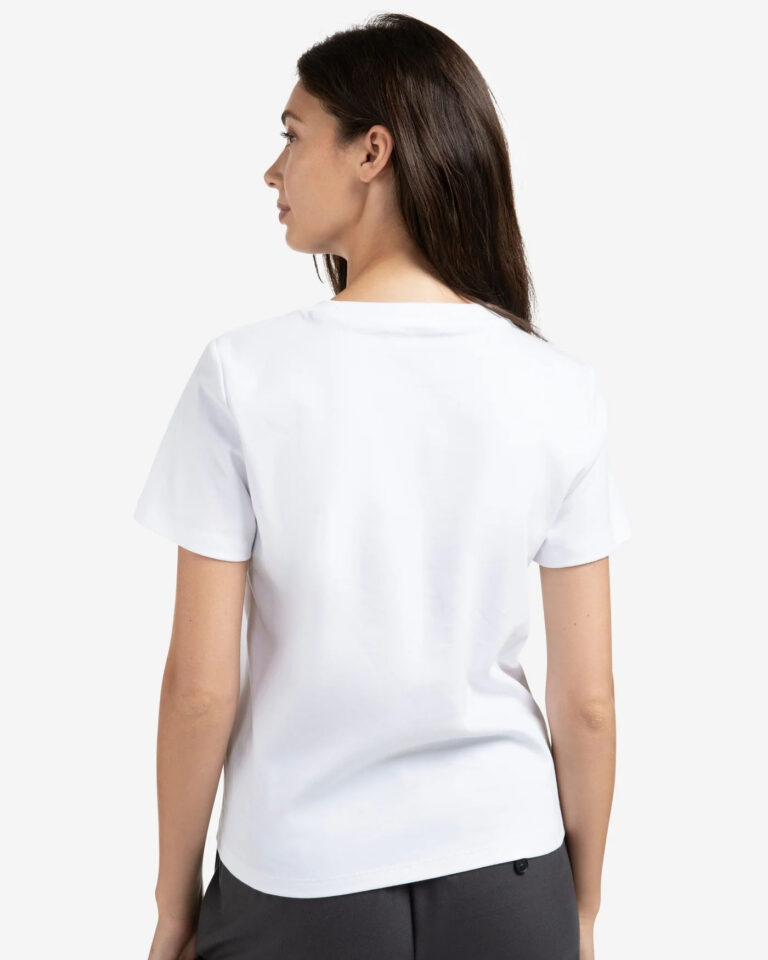 t-shirt-with-subtle-stitch-details_45336ac6-843e-4513-a09c-823c67dcc4a2