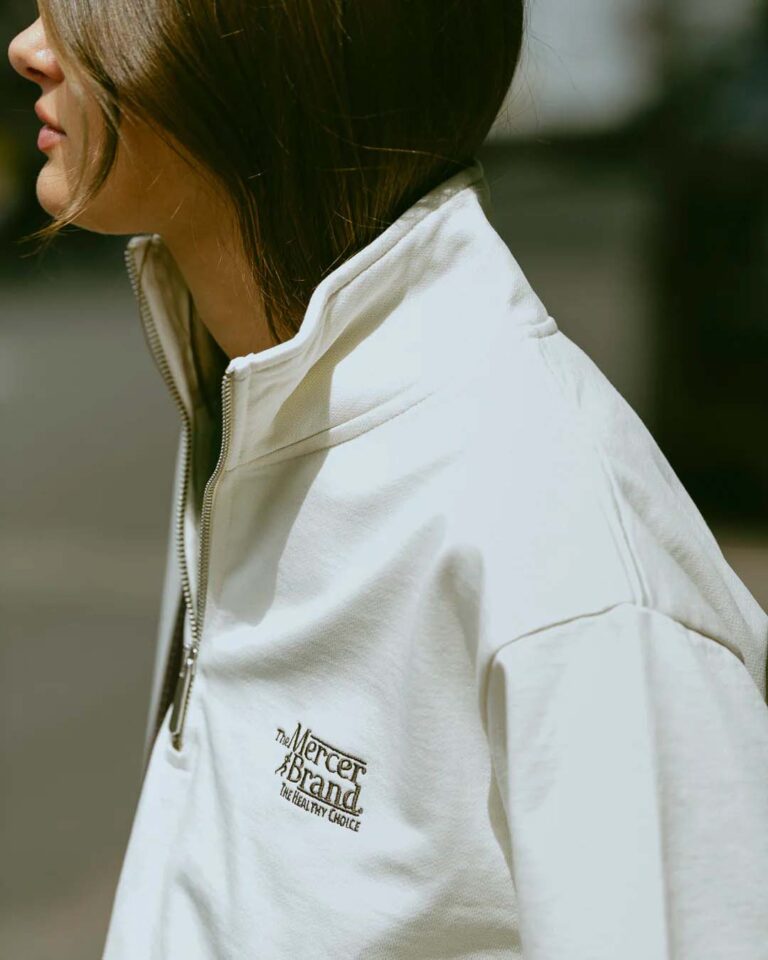 MEAP253010_102_The_Mercer_Quarterzip_Contrast_off_white_women_london_6022b3dd-4f1f-4c81-9c40-0a99b13b462f