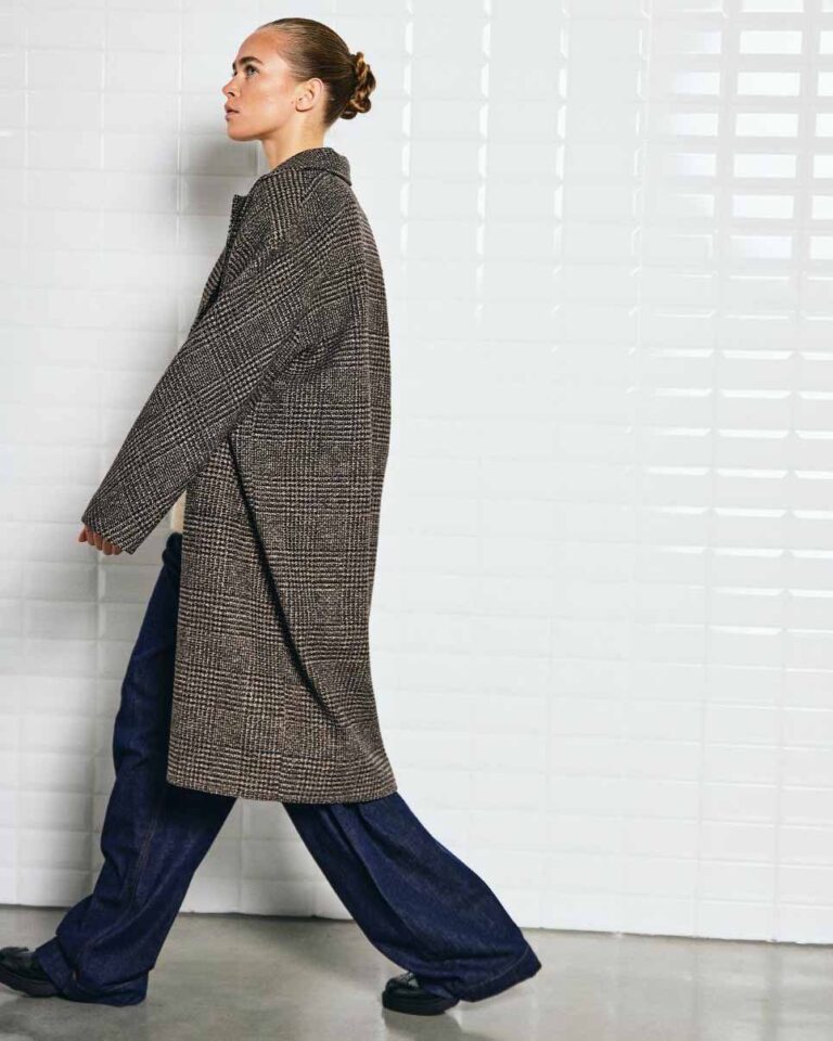 Wblvista_Checked_Coat_Brown_Prince_Of_Wales3