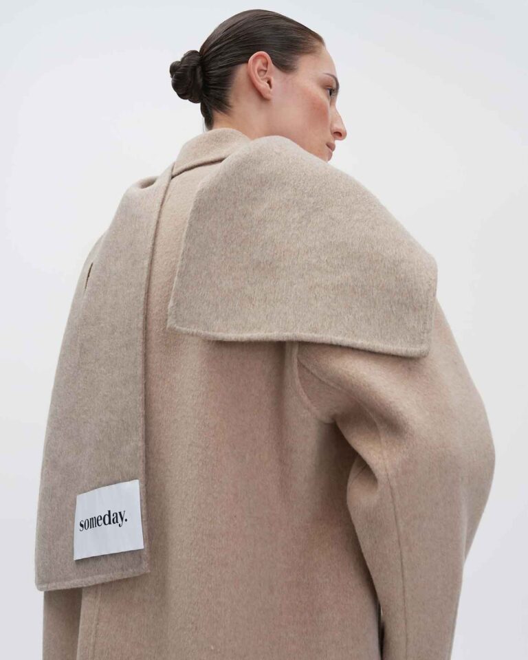 bruin_wollen-sjaal_dames_bierka-scarf-185_someday_detail-2
