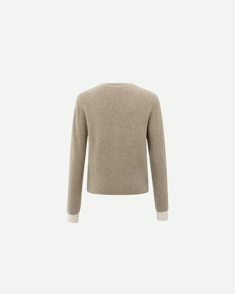 cardigan-with-contrast-details-and-v-neck-1_57f87ce1-1ae9-4f60-8ea2-0d885ded8028