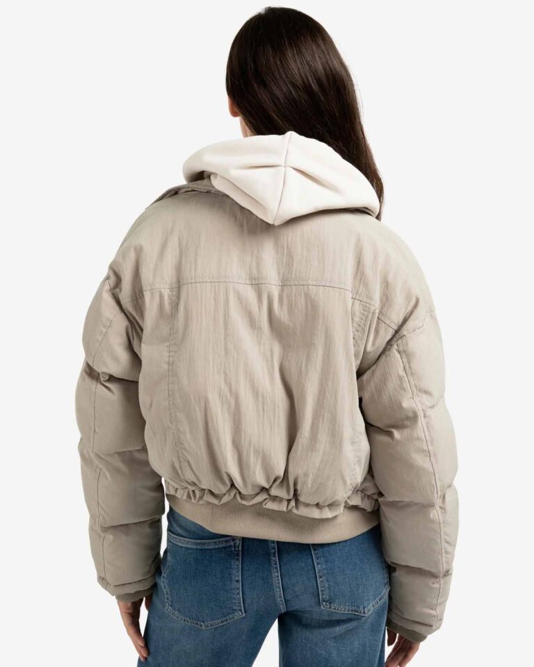 cropped-padded-jacket-with-ribbed-cuffs-1_13196301-3f20-4f32-8792-56cd2620bfdc