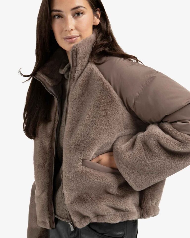 short-teddy-jacket-with-padded-sleeves-1_6fd08ca1-ea37-413c-858f-dffaeb4e397e