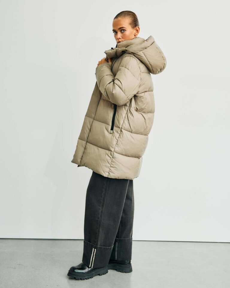 wblabby_puffer_jacket_desert_taupe3