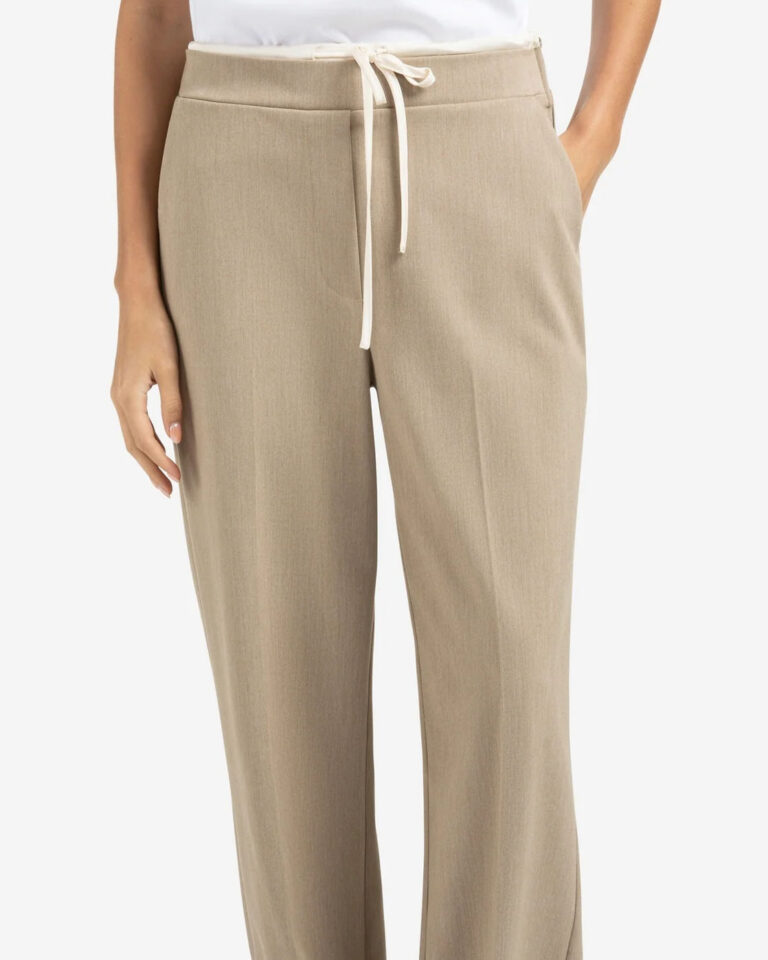 woven-wide-leg-trousers-with-contrast-waistband_4c1e72ac-d44c-4c68-9102-fd337d6da4ee
