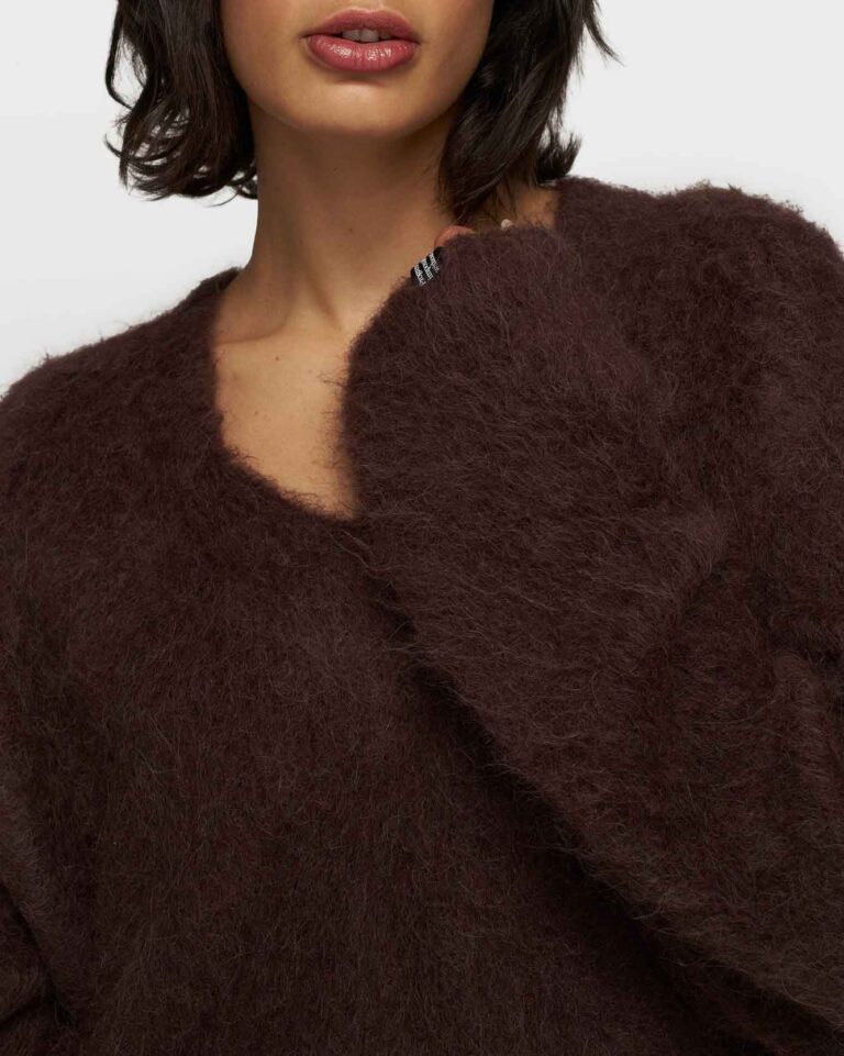 09_20250730_10DAYS_FW25_052_750x1028@2x