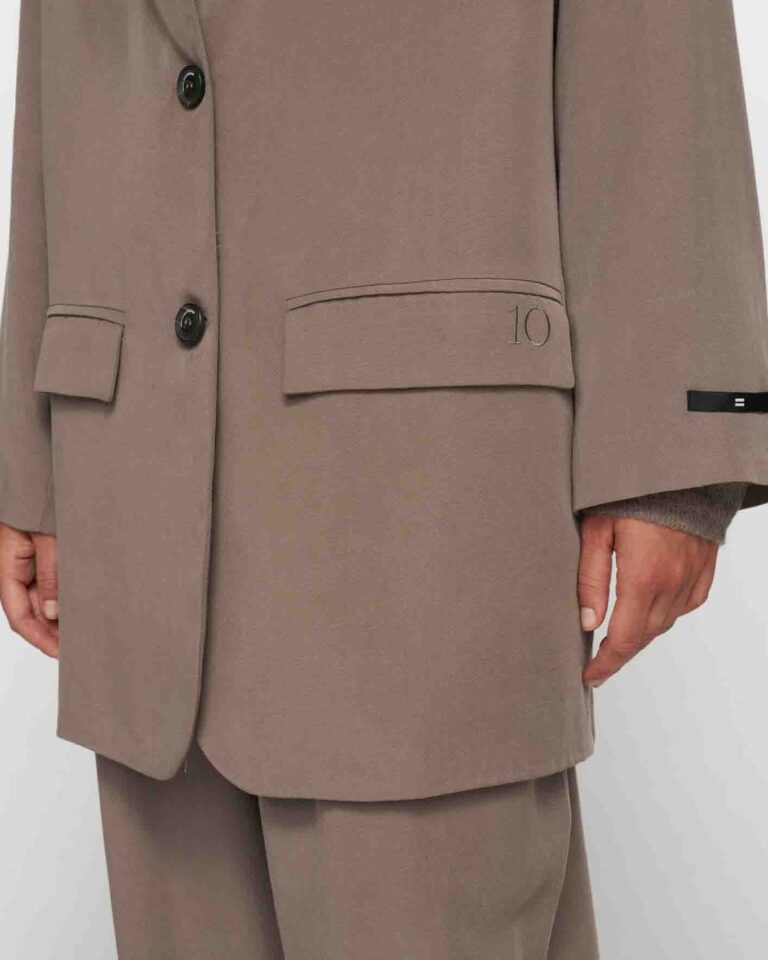 16_20250730_10DAYS_FW25_037_750x1028@2x