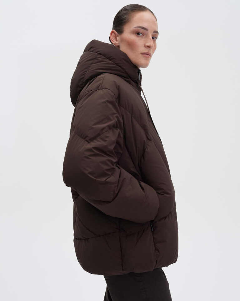 bruin_gewatteerde-jas_dames_vortea-185_someday_zijkant