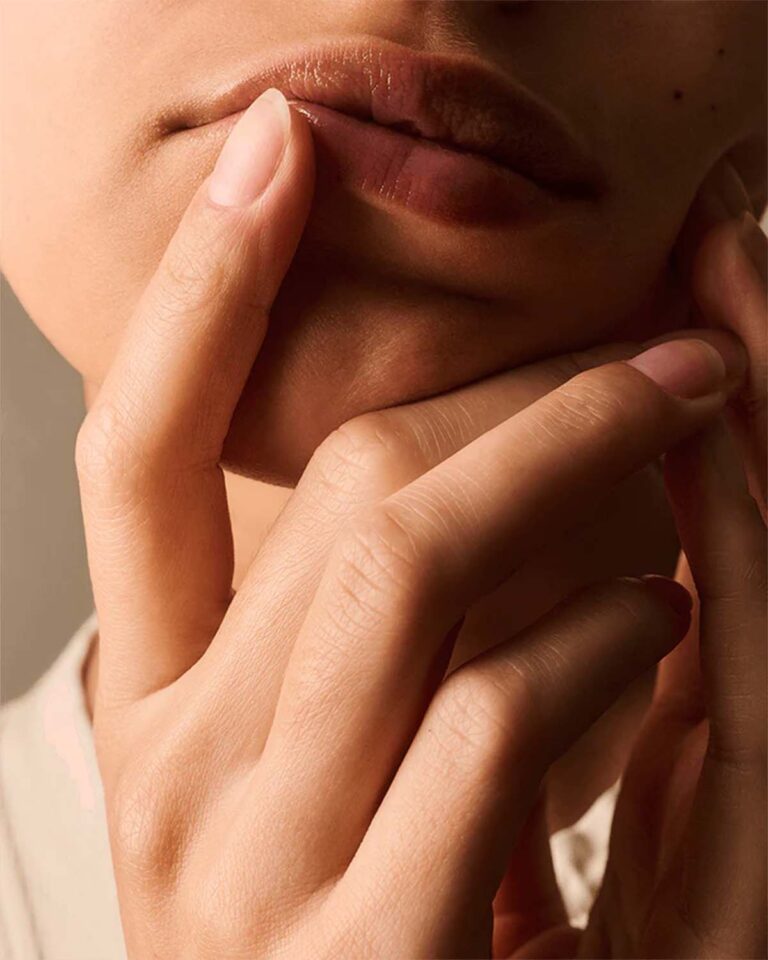 8718546665684_LipBalm12mlmoodshot2768x960_3fe8f10a-a3b1-4b18-b306-aa1fe8b82ebd