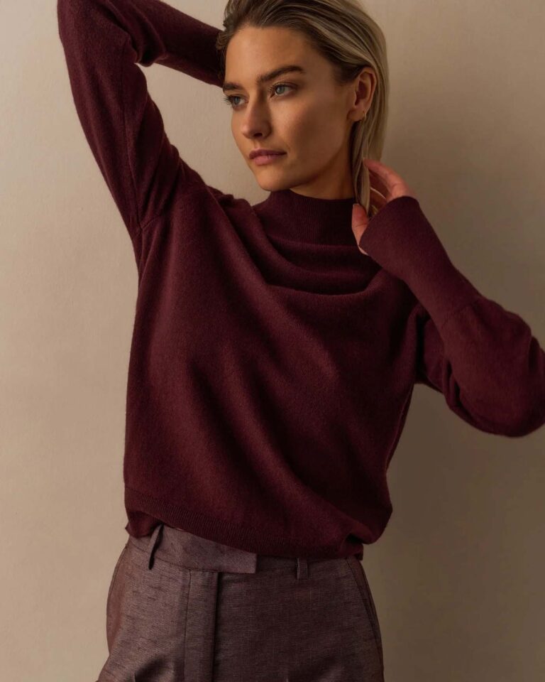 fine-knit-sweater-with-mock-neck-and-cut-out-neckline-1_ac8696e1-f786-4a1c-a307-f740fe9cd110