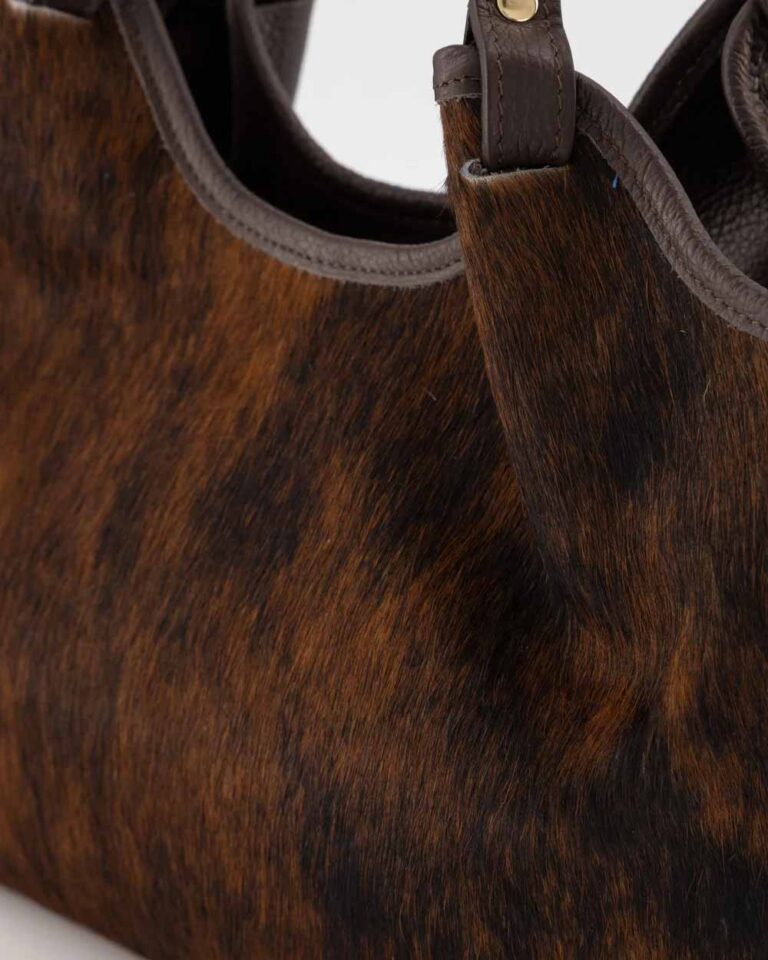 lou-medium-hand-bags-cow-t1106-gold (2)