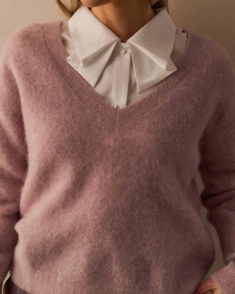 soft-v-neck-sweater-with-long-sleeves-1_e55de552-62b3-4858-96c6-e061d49ce193