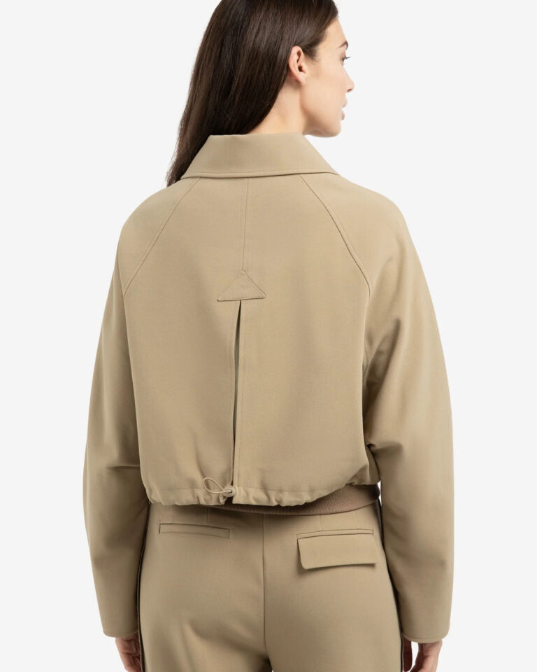 short-oversized-jacket-with-ribbed-hem_fbf3bf14-15f3-4abe-b15f-aceb6bc37584