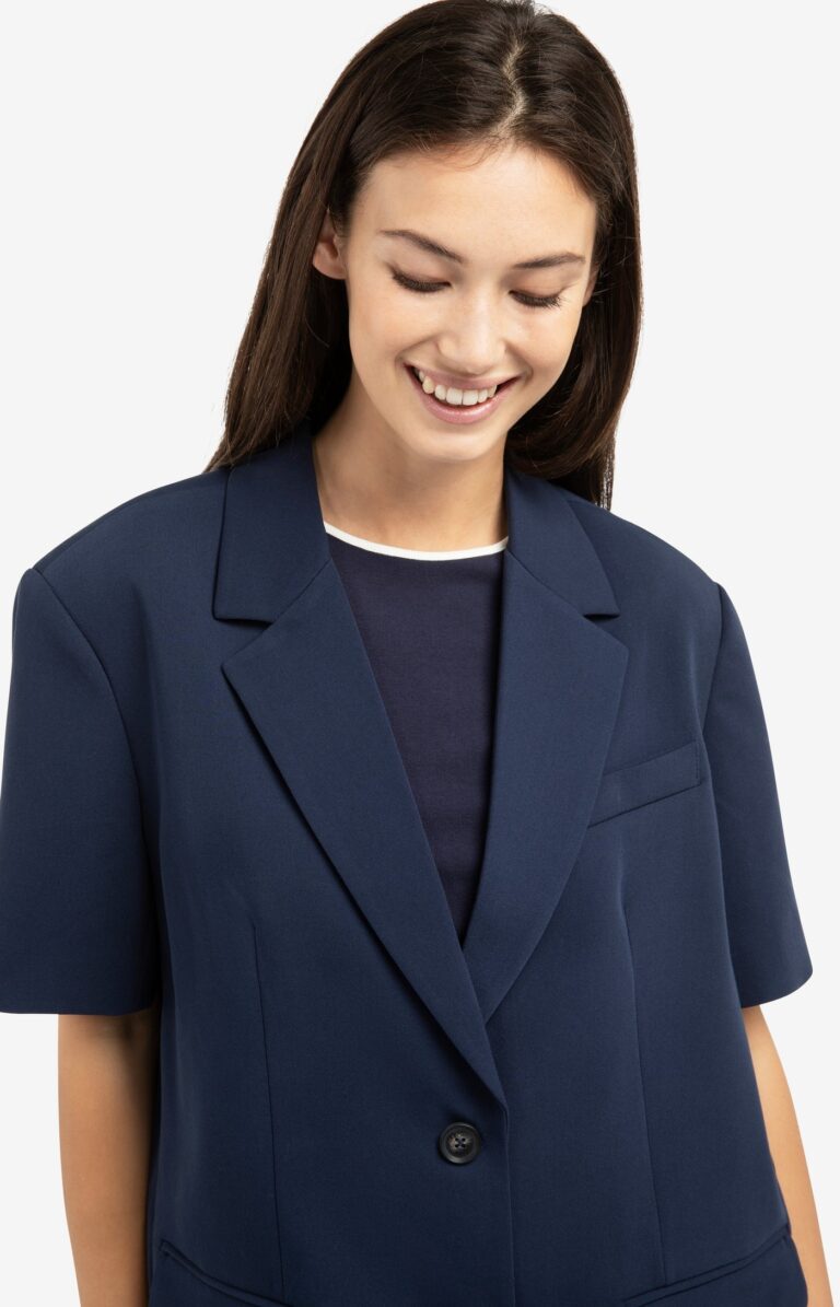 oversized-blazer-with-short-sleeves-and-lapel-collar_7b5290f3-e867-4e8e-8117-af13cfda0456