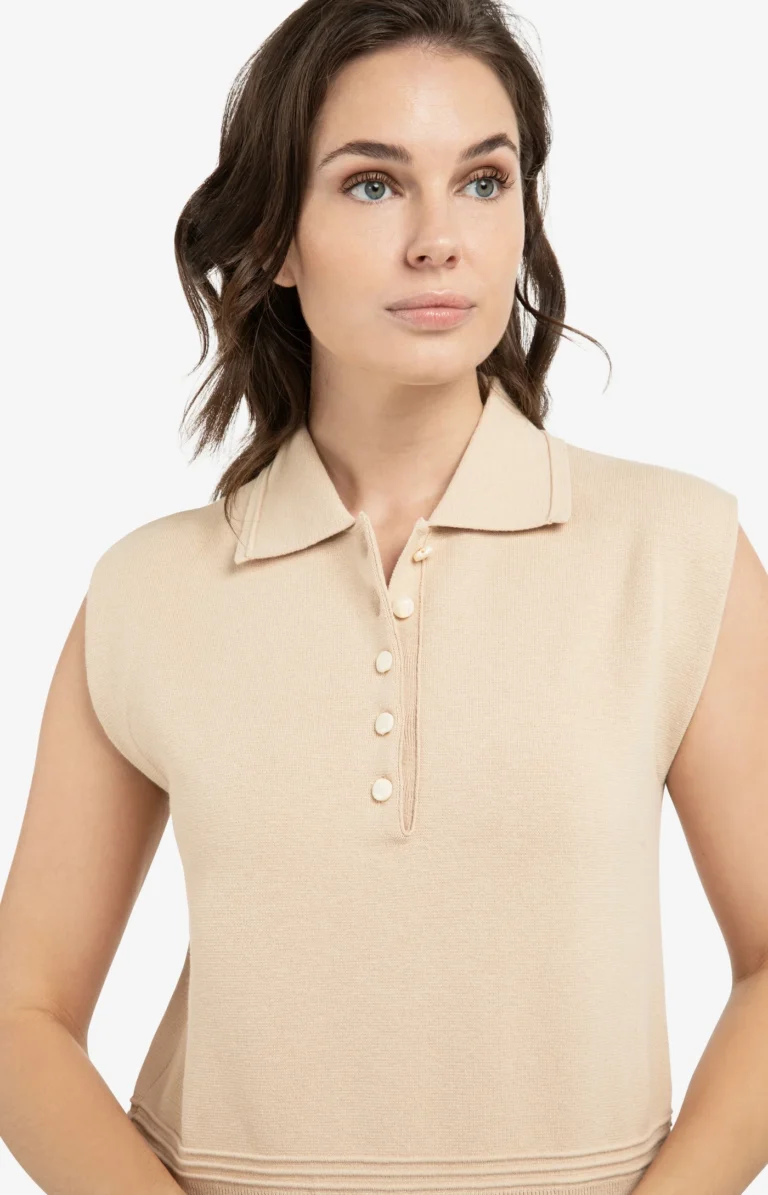 sleeveless-sweater-with-collar-and-buttons-1_2973b446-6537-4608-beb1-354202dd1748.jpg