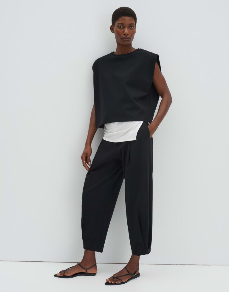 zwart_sweattop_dames_unera_someday_outfit