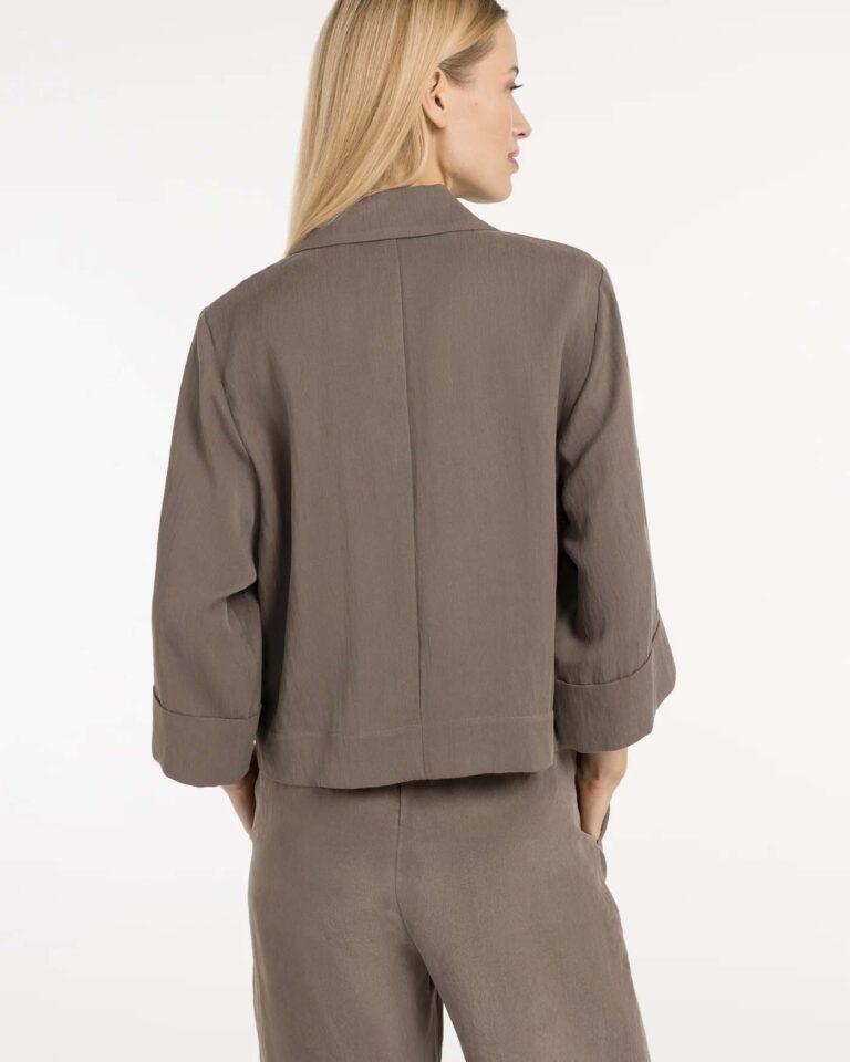 blazer-with-kimono-sleeves-and-buttons-1_5be6b2fa-bdac-463e-87f4-9811b4be6dba