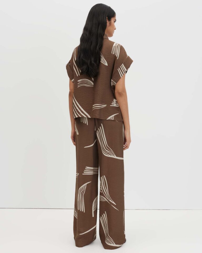 bruin_wide-leg-pants_dames_cevil-leaf_someday_achterkant
