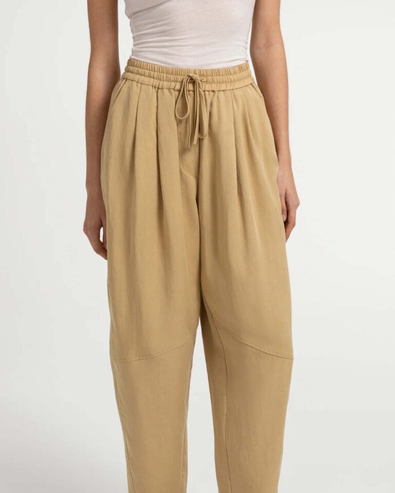 woven-barrel-leg-trousers-with-elastic-waist_c8289899-9006-45a3-820f-6313a32bc175