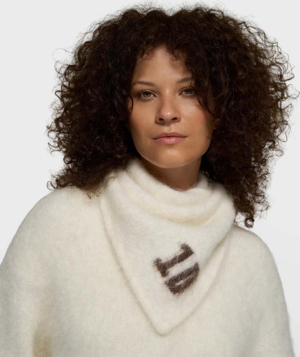 Bandana knit ecru hairy 10days