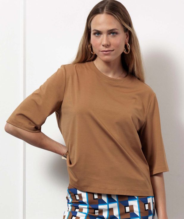 T-shirt Fiore Caramel Studio Anneloes bruin