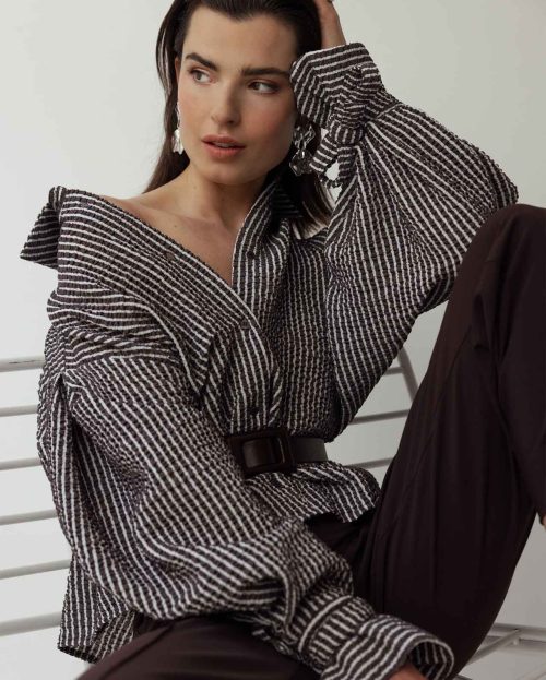 Blouse Ivara Structure Studio Anneloes bruin