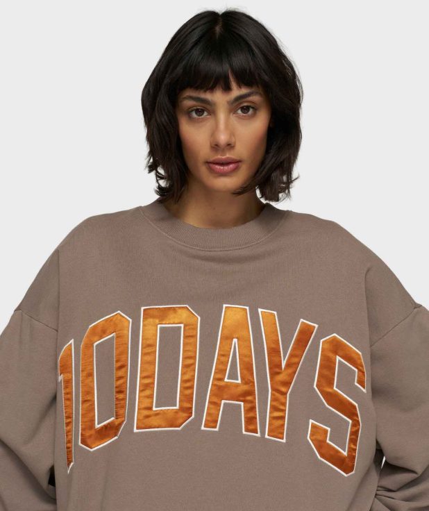 14_20250730_10DAYS_FW25_065_36619836-1a99-474a-bb39-76102c466643_750x1028@2x