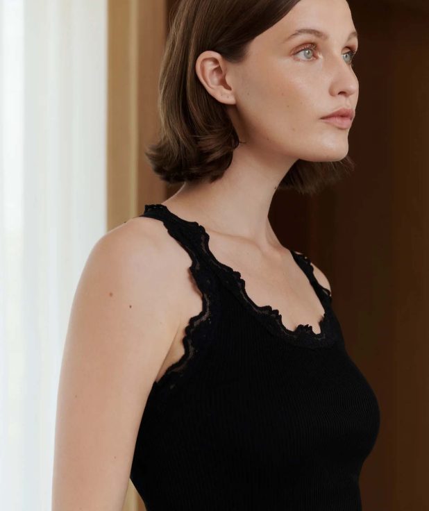 Top Babette Black Rosemunde zwart