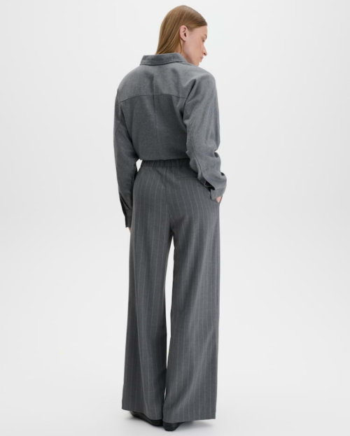 CEVIL PINSTRIPE broek met wijde pijpen en naaldstrepen someday