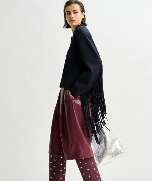 Jasje Istern Blue Essentiel Antwerp 1