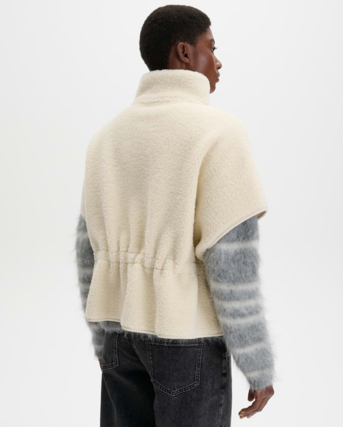 Loose-fit cape in soft teddy fur