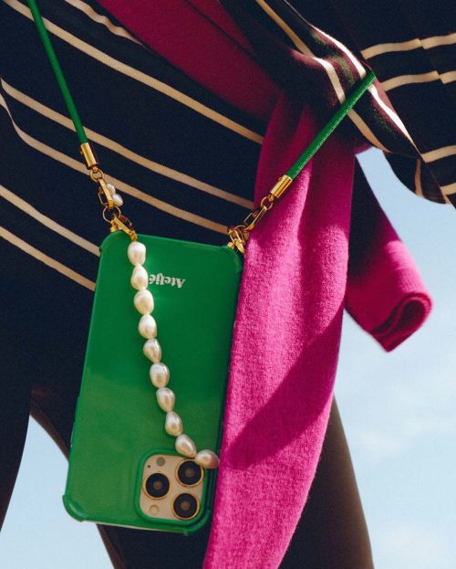 Palm breeze recycled iPhone case - no cord2