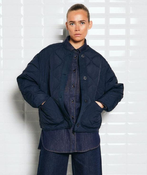 Quilted jasje donkerblauw Sandy With Black