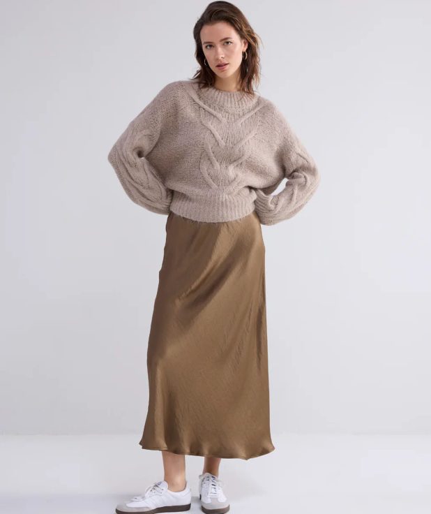 Rok Satin Olive Summum groen2