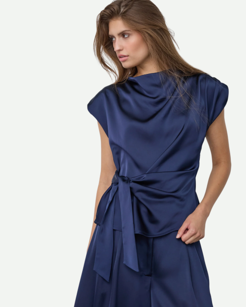 SafiraCC Pleat Top - Navy