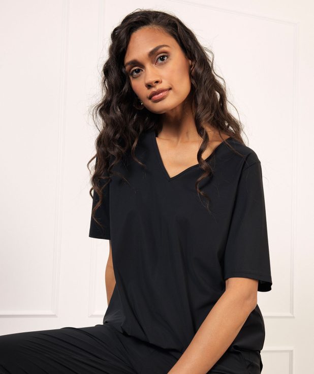 Shirt-Vicky-Black-Studio-Anneloes.jpg