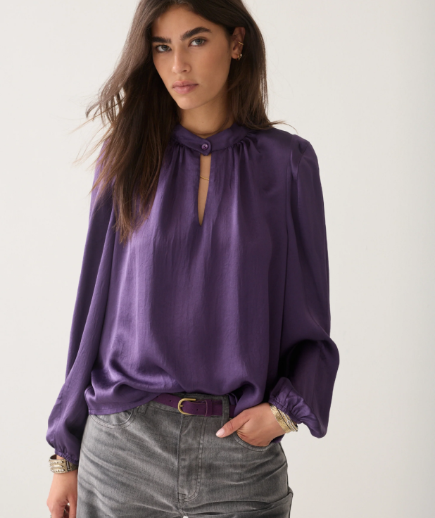 Silky top met schoudervulling paars summum